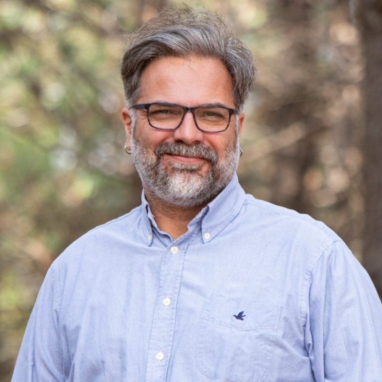 özgür poyrazoğlu
